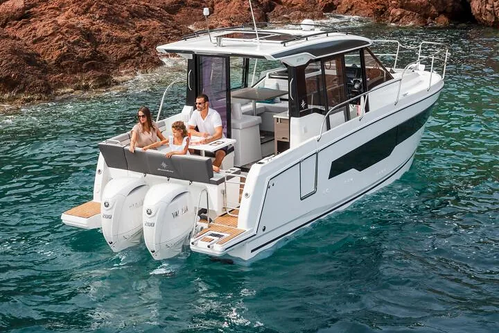 Jeanneau Merry Fisher 895